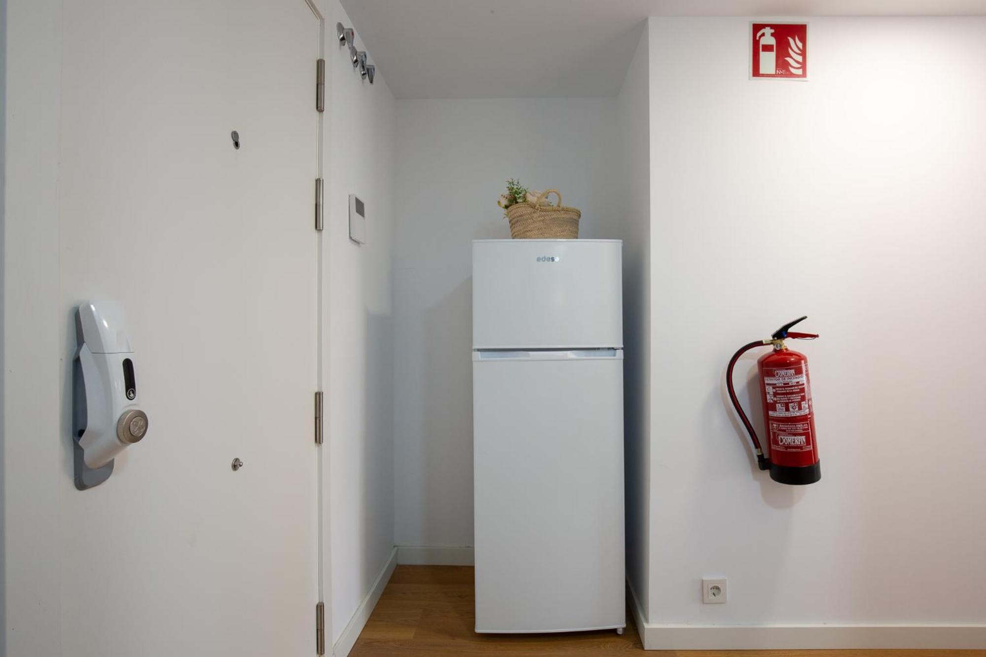 Apartamentos En Canet Al Mar, Junto Playa Y Con Piscina Canet d'En Berenguer Eksteriør billede